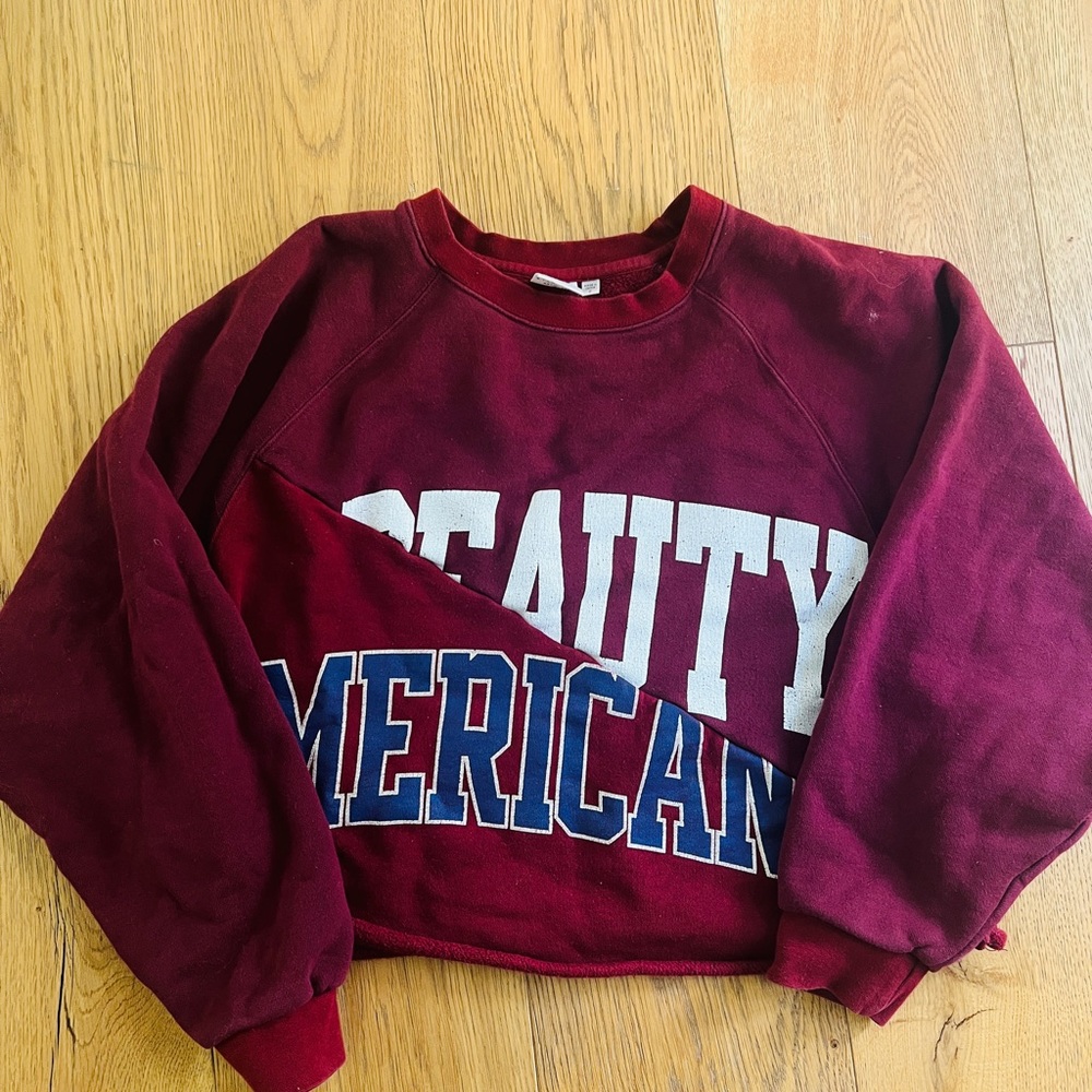 Mousy Oversized (slightly) Cropped sweatshirt